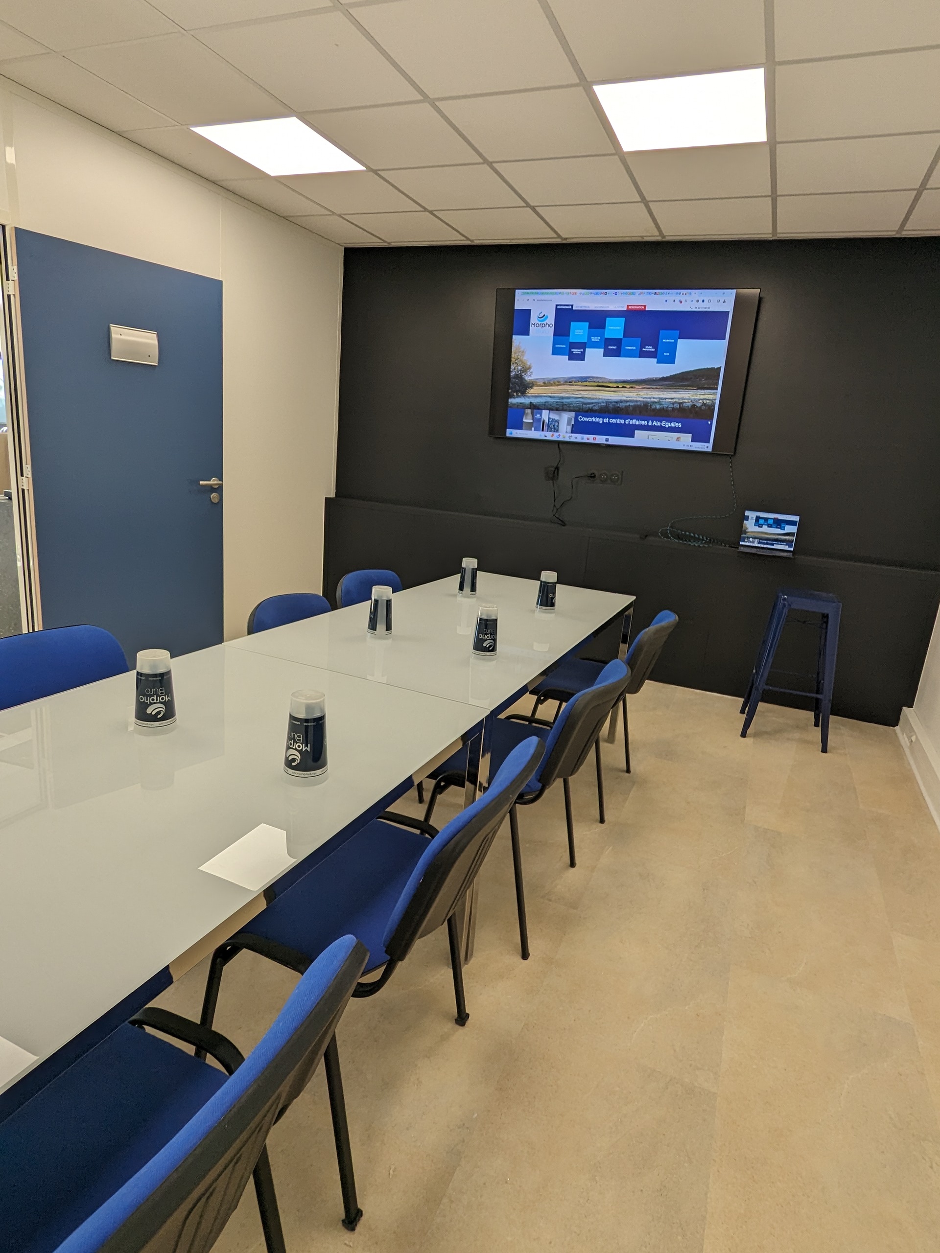 Salle de Réunion à MEYREUIL à l'Est d'Aix.