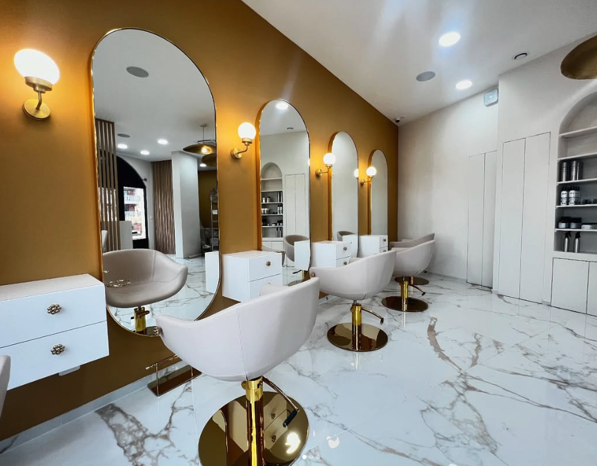 Location de fauteuil coiffeur(se) en Freelance