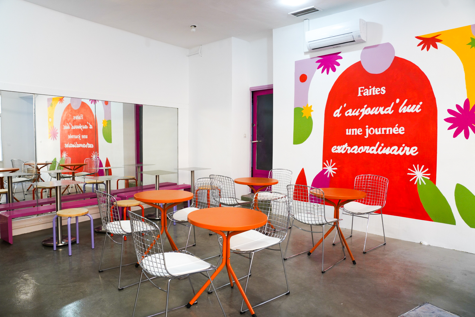 Espace de réunion en plein coeur de Marseille (intérieur ou extérieur)