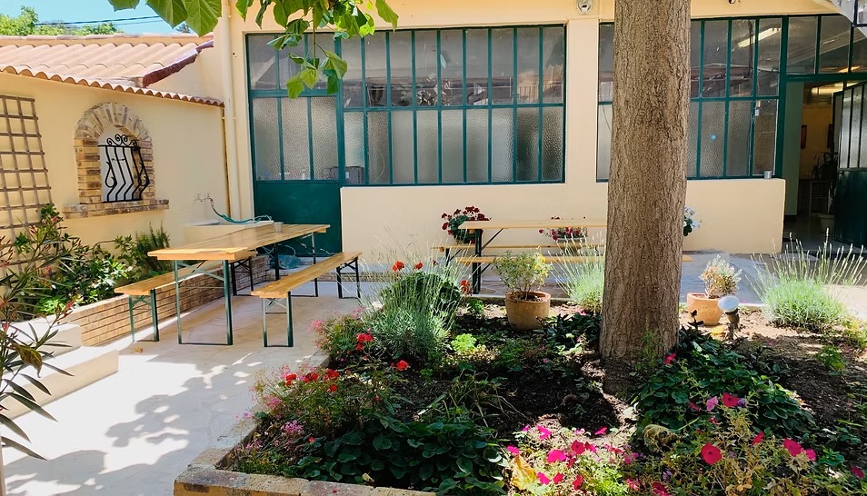 Espace verrière - privatisation comprenant plusieurs salles et jardin